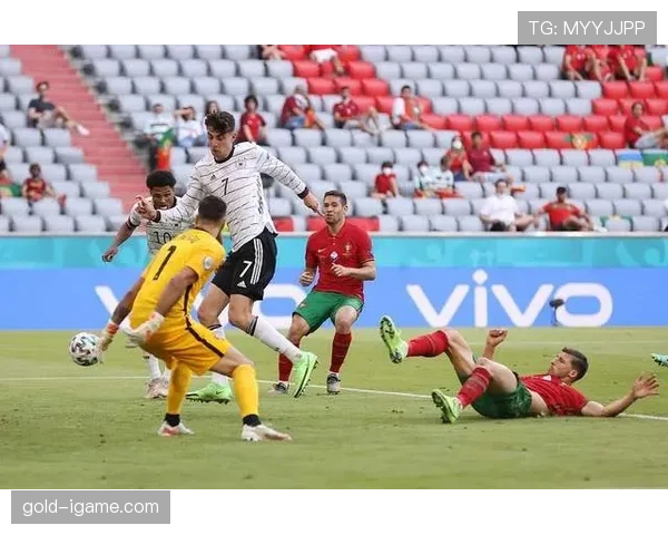 鲁本·迪亚斯稳健防守助曼城斩获关键胜利