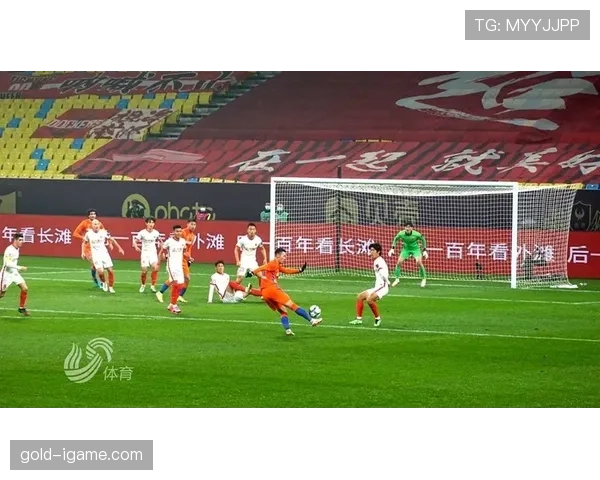 毕巴定位球成制胜法宝，状态火热助球队连创佳绩